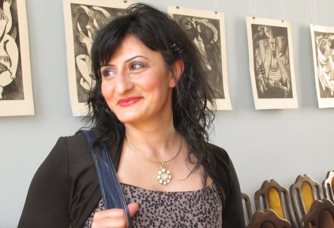 Ես ապրում եմ, ես հասարակությունն եմ