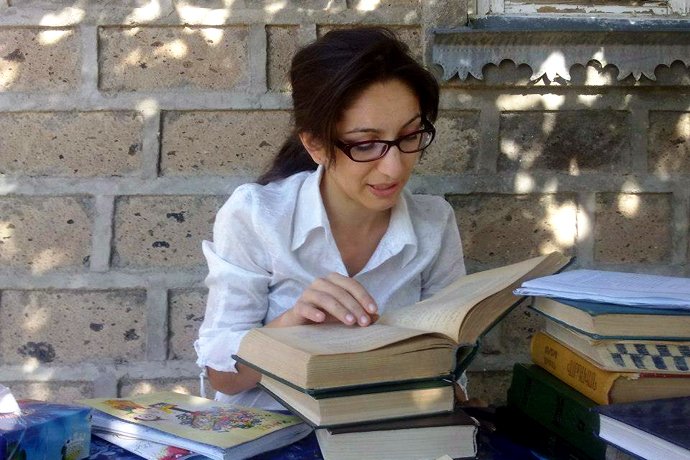 Դիմելու ձևի խնդիրը