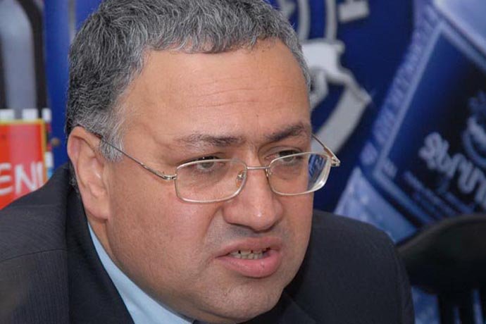 Արտաշես Շահբազյան | Անդունդը