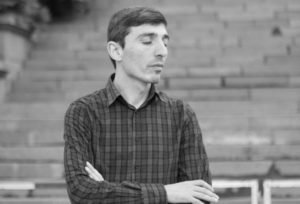 Անհայրություն