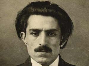 Հայ գրականության գալիք օրը