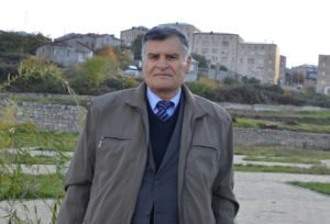 Քարը՝ արագիլի կտուցին