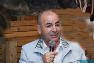 Պոեզիան, մամուլը և քննադատությունը         