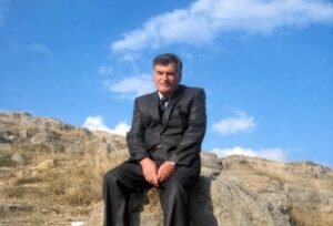 Տխուր և ավելի տխուր